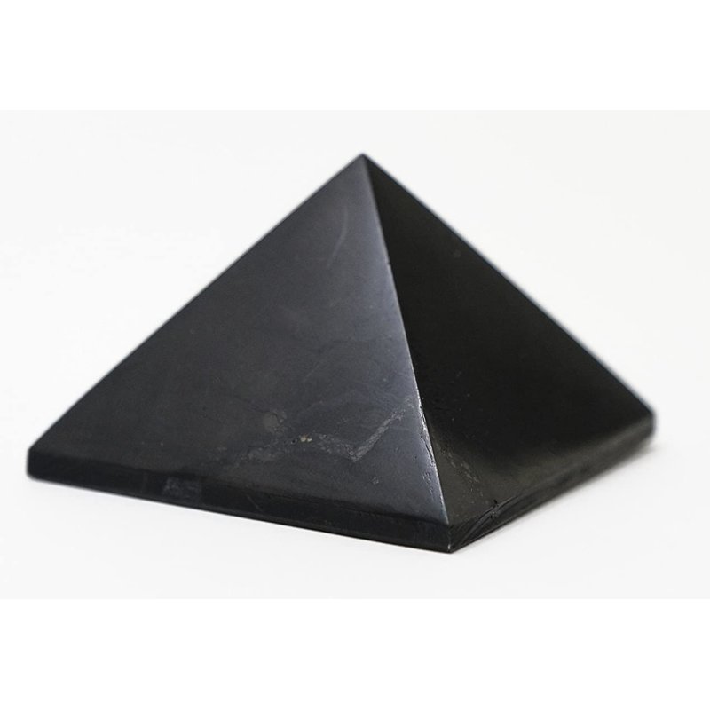 SHUNGITE polished pyramid 5 cm